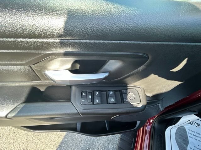 2025 RAM 1500 Tradesman Crew Cab 4x4 5'7" Box