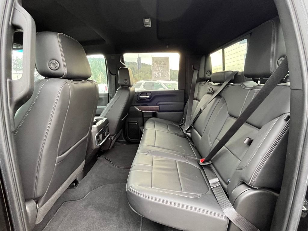 2022 Chevrolet Silverado 3500 HD High Country DRW