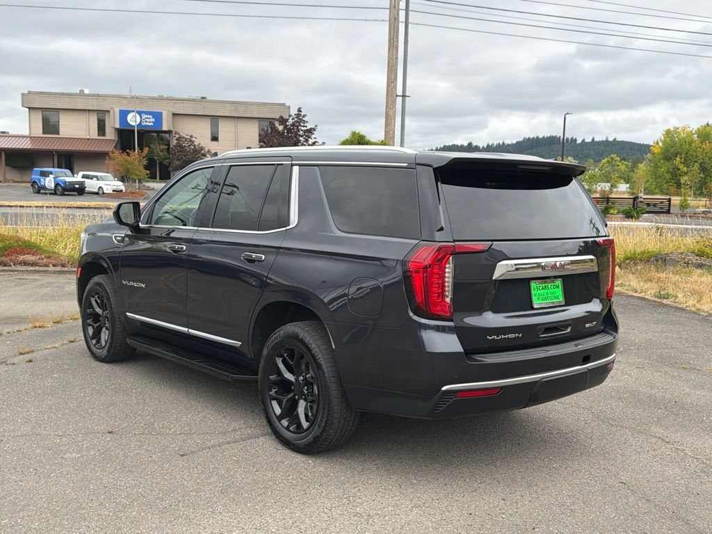 2023 GMC Yukon SLT