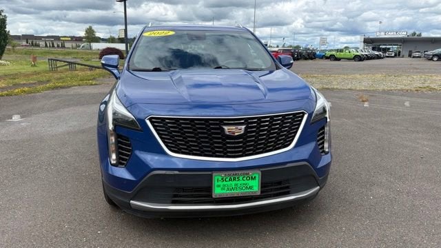 2022 Cadillac XT4 Premium Luxury