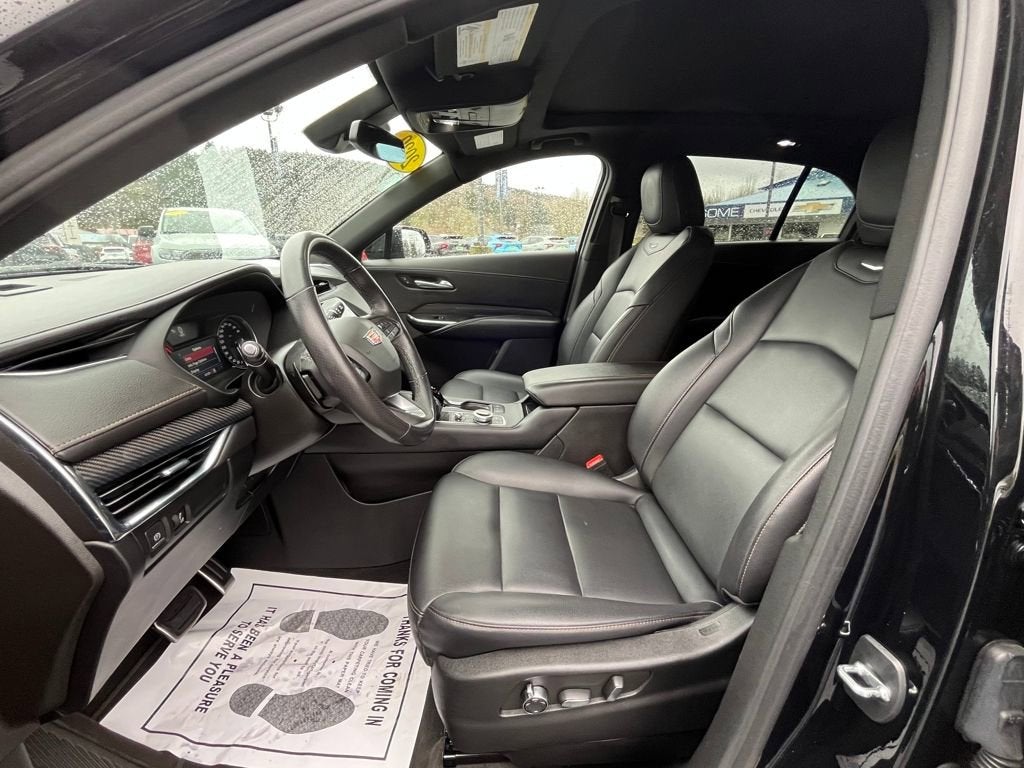 2023 Cadillac XT4 Sport