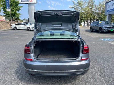 2017 Volkswagen Passat 1.8T SE