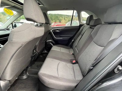 2022 Toyota RAV4 Hybrid XLE