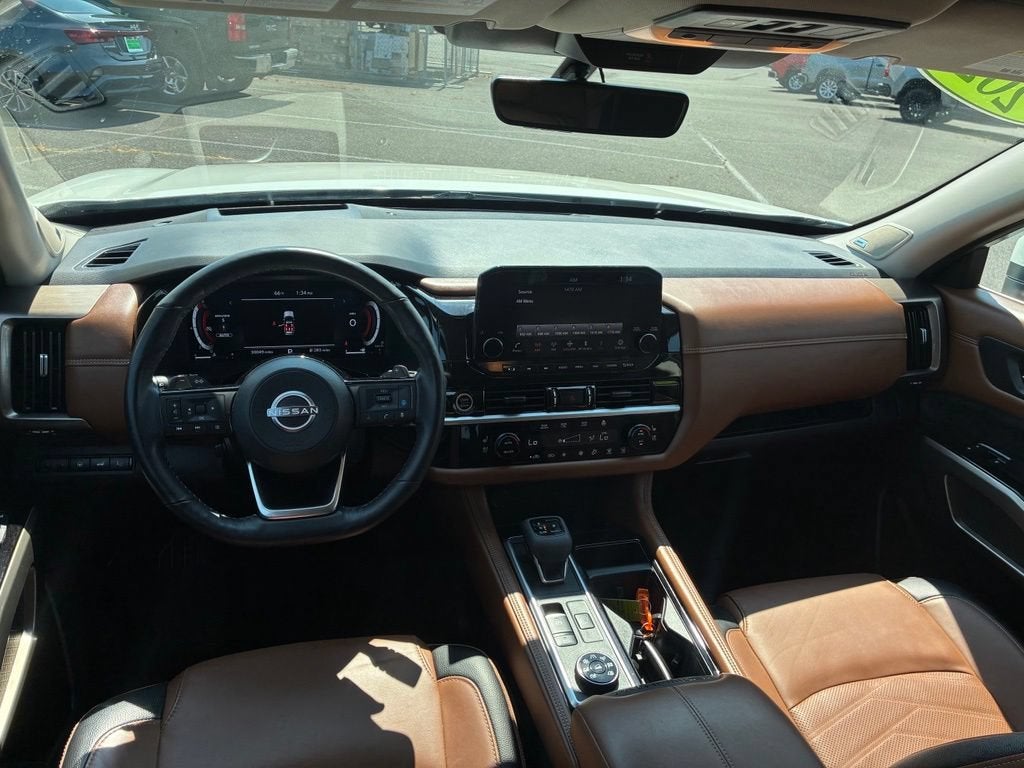 2024 Nissan Pathfinder Platinum 4WD