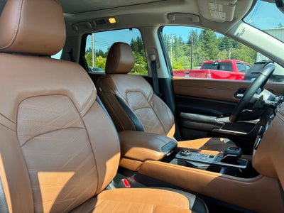 2024 Nissan Pathfinder Platinum 4WD