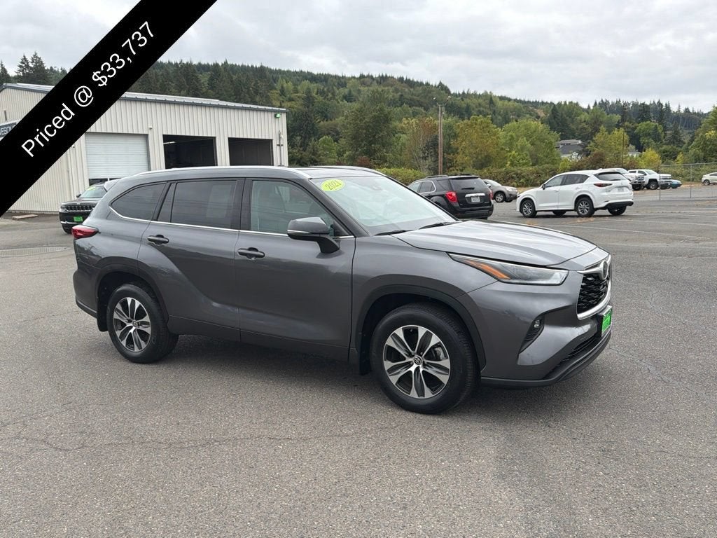 2021 Toyota Highlander XLE