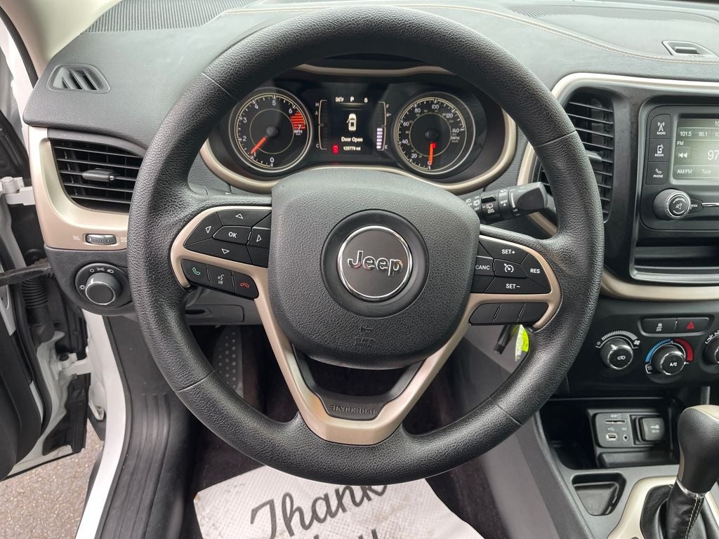 2016 Jeep Cherokee Sport