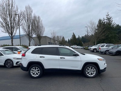 2016 Jeep Cherokee Sport