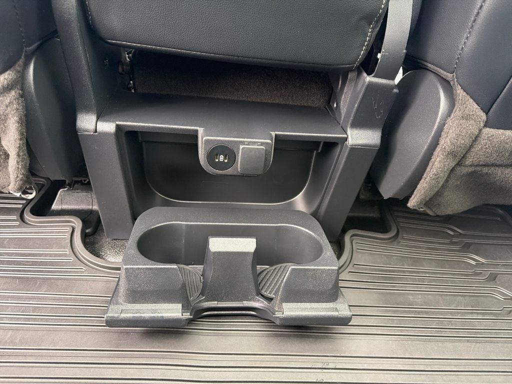 2023 Ford F-350SD Lariat DRW