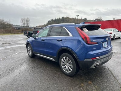 2022 Cadillac XT4 Premium Luxury