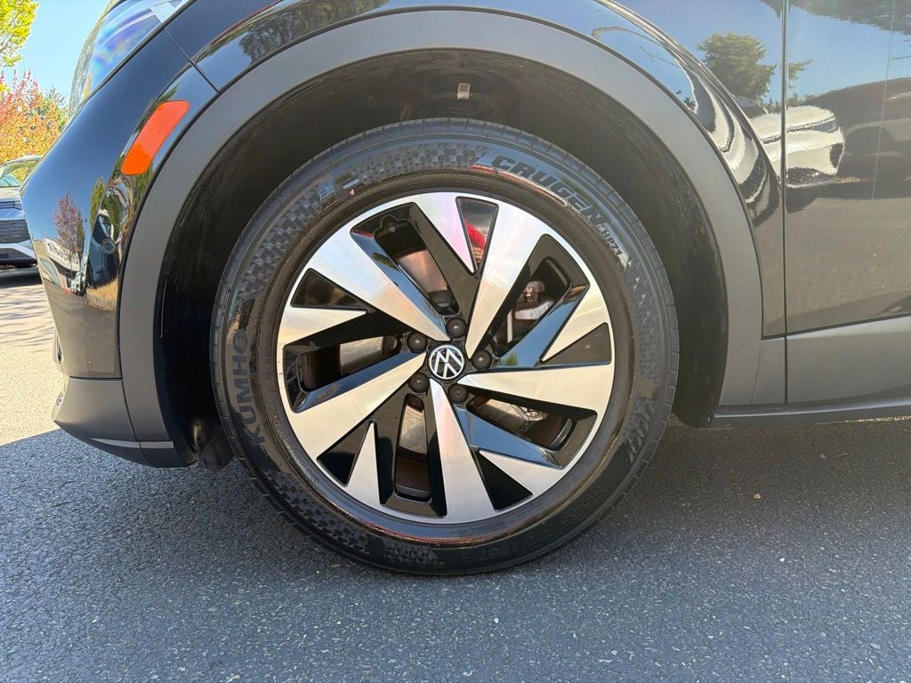2023 Volkswagen ID.4 Pro