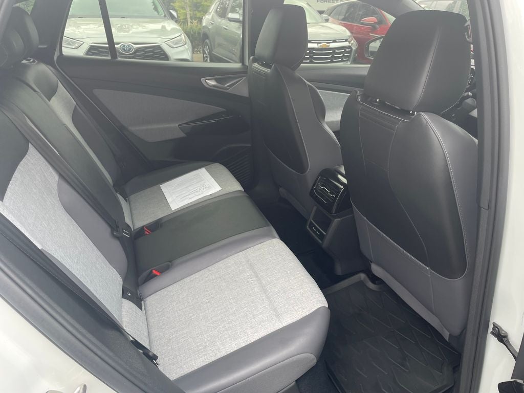 2023 Volkswagen ID.4 Pro