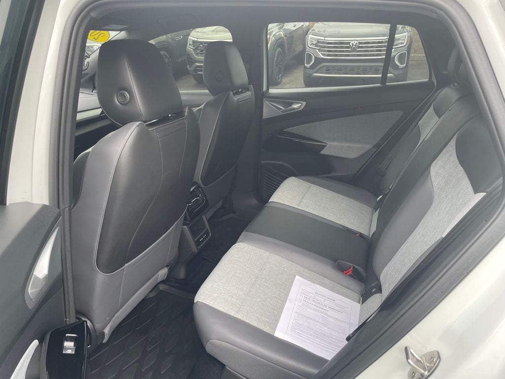 2023 Volkswagen ID.4 Pro