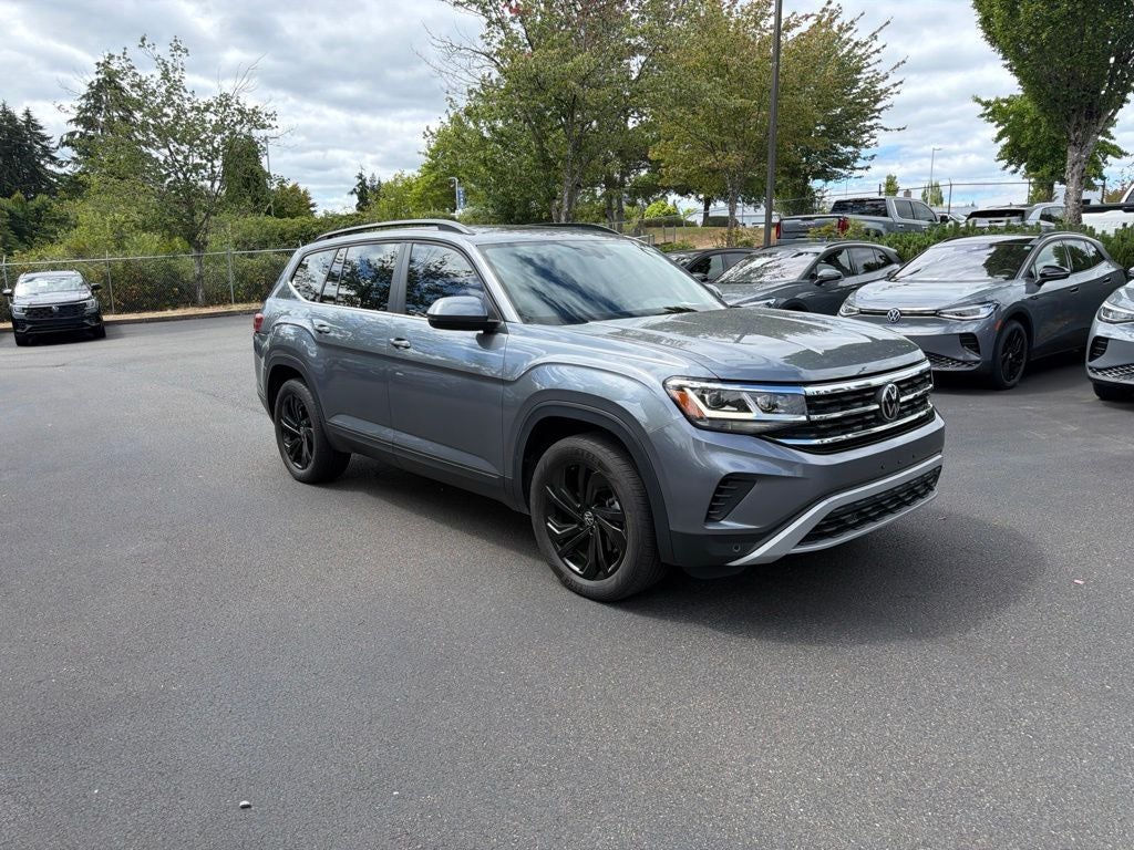 2022 Volkswagen Atlas 2.0T SE w/Technology