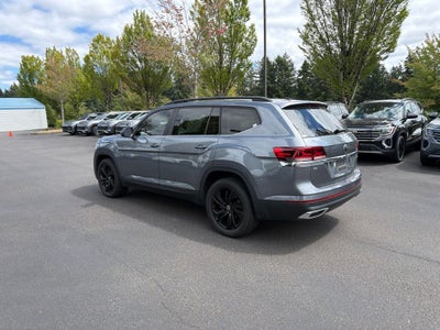2022 Volkswagen Atlas 2.0T SE w/Technology