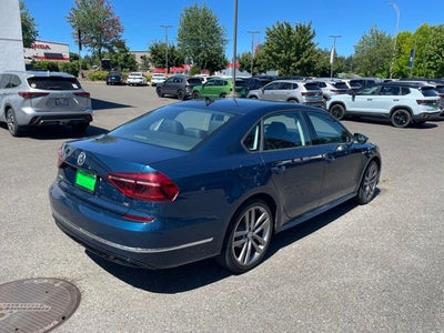 2018 Volkswagen Passat 2.0T R-Line