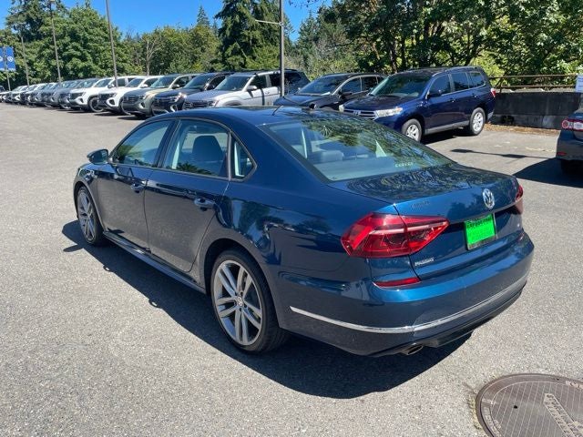 2018 Volkswagen Passat 2.0T R-Line
