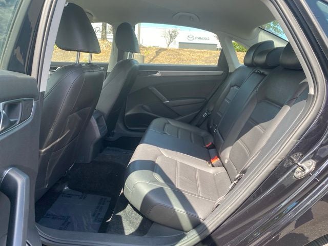 2018 Volkswagen Passat 2.0T R-Line