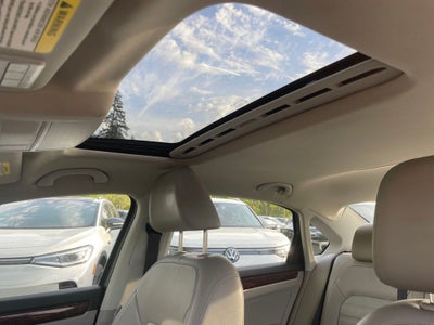 2013 Volkswagen Passat TDI SEL Premium
