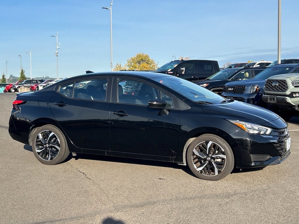 2024 Nissan Versa 1.6 SR