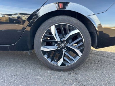2024 Nissan Versa 1.6 SR