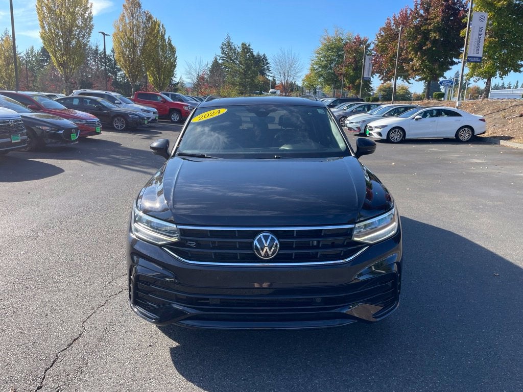 2024 Volkswagen Tiguan 2.0T SE R-Line Black