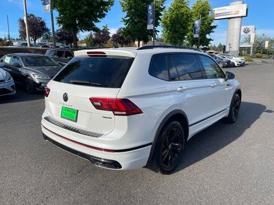 2024 Volkswagen Tiguan 2.0T SE R-Line Black
