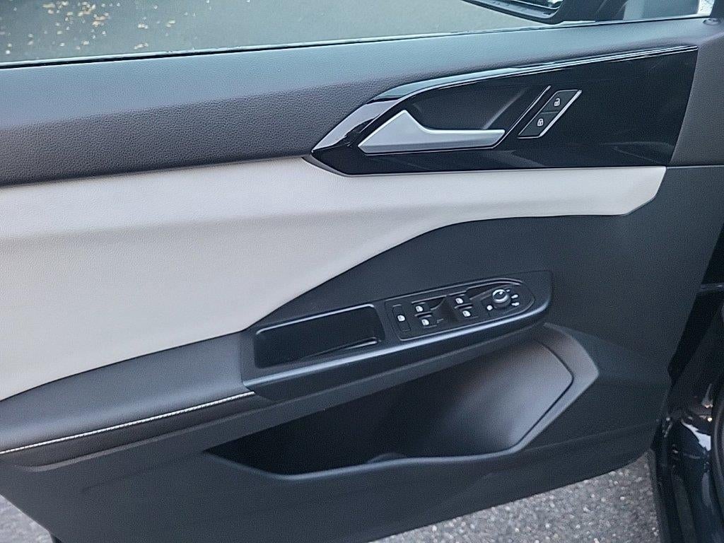 2025 Volkswagen Taos S