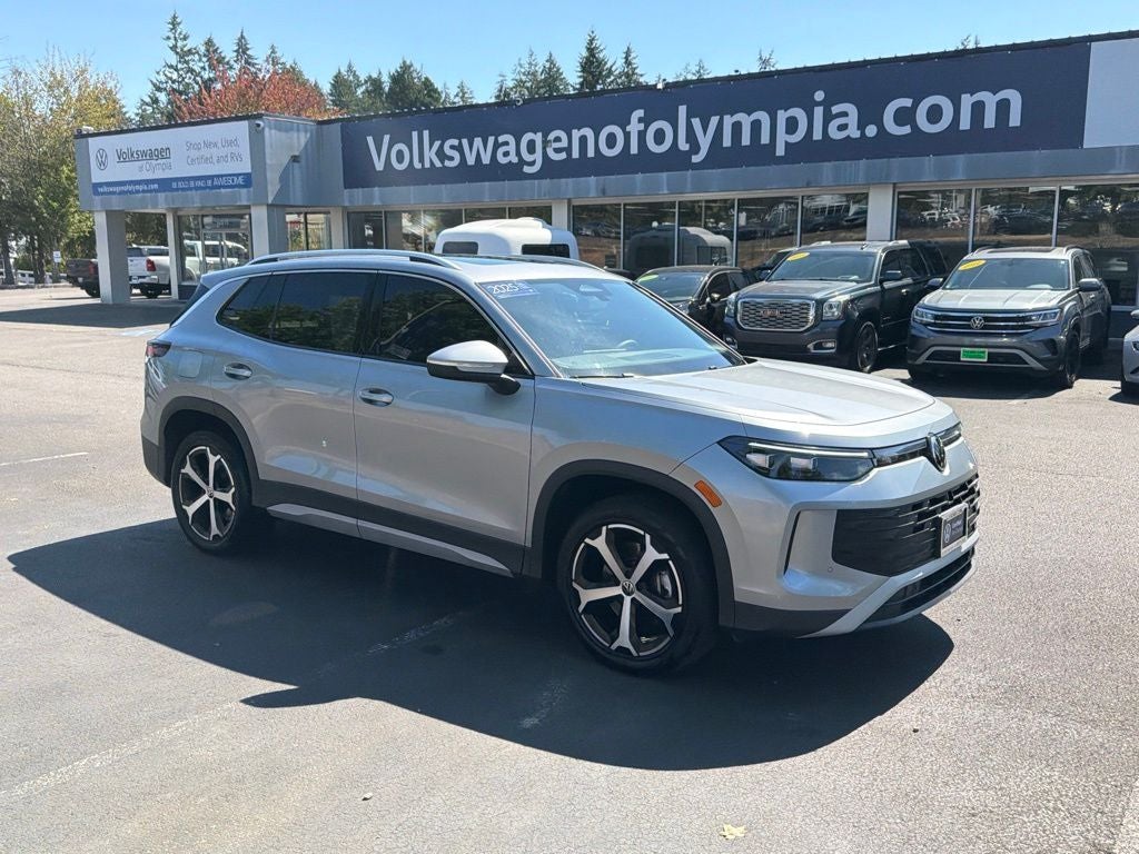 2025 Volkswagen Tiguan 2.0T SE