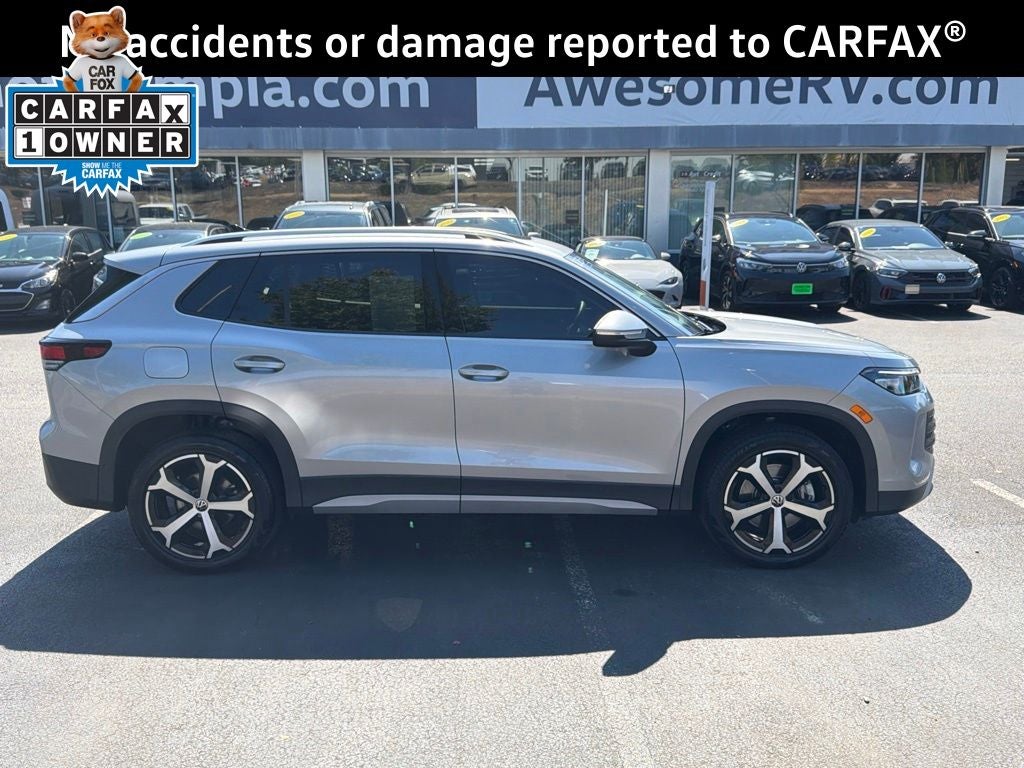 2025 Volkswagen Tiguan 2.0T SE