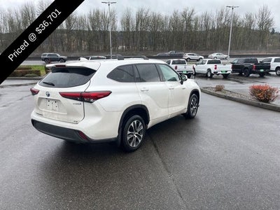 2021 Toyota Highlander Hybrid XLE