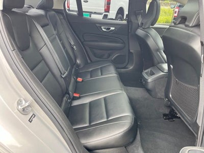 2024 Volvo S60 B5 Core Dark Theme