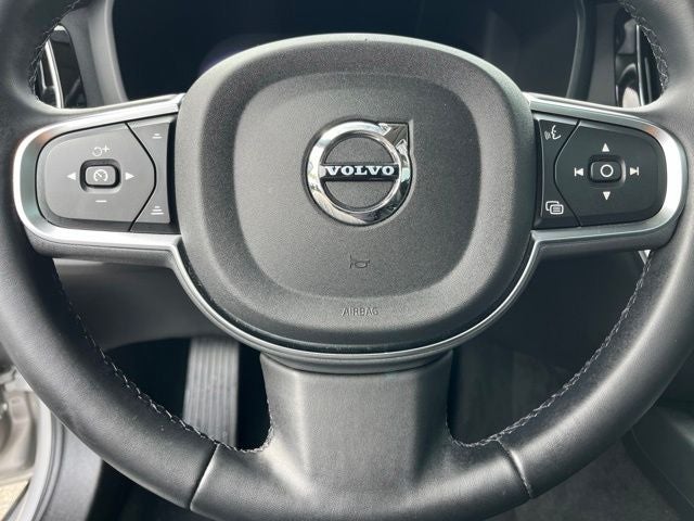 2024 Volvo S60 B5 Core Dark Theme