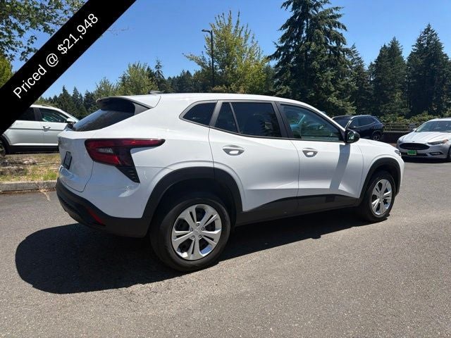2024 Chevrolet Trax LS