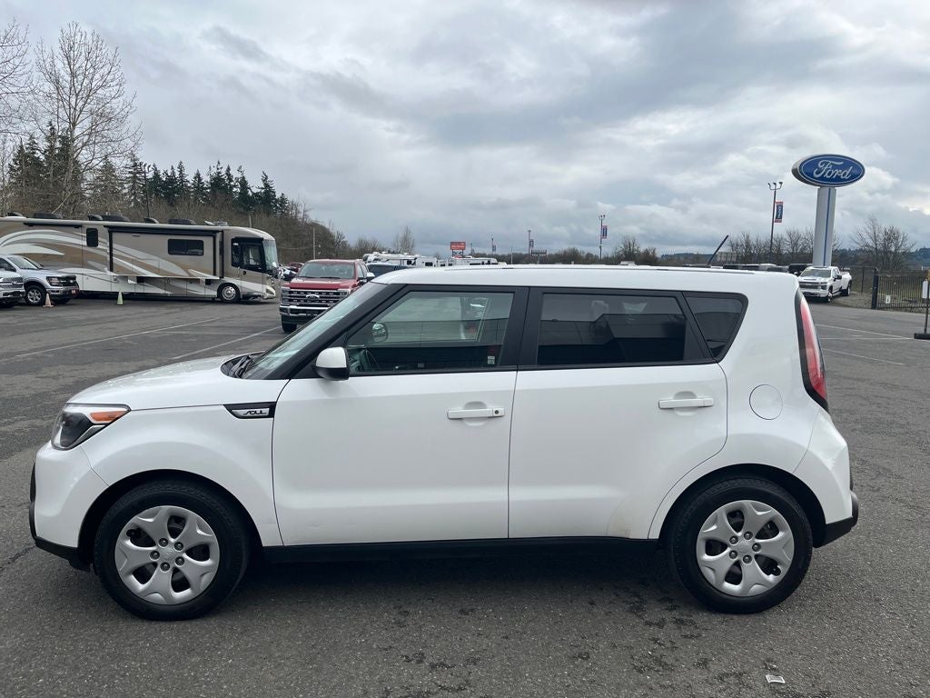 2015 Kia Soul Base