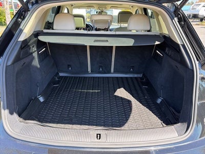 2023 Audi Q5 45 S line Premium quattro
