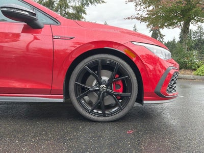 2024 Volkswagen Golf GTI SE