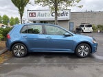 2016 Volkswagen e-Golf SE