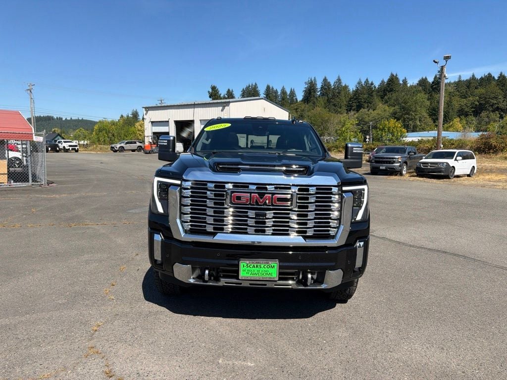 2025 GMC Sierra 3500HD Denali