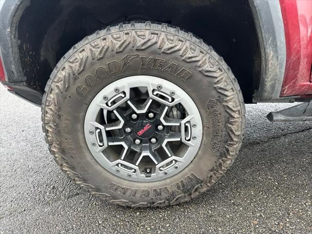 2023 GMC Canyon AT4X