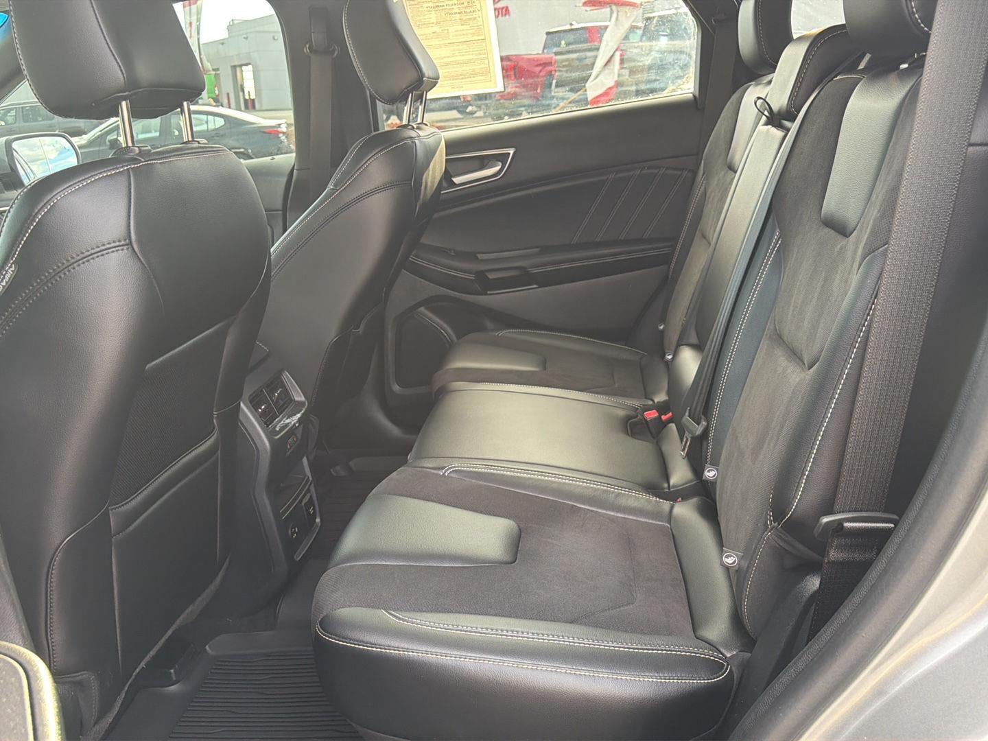 2022 Ford Edge ST