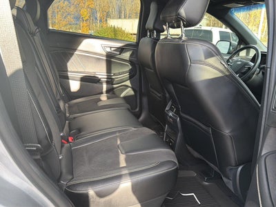 2022 Ford Edge ST