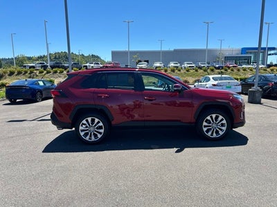 2025 Toyota RAV4 XLE Premium