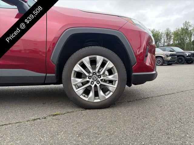 2025 Toyota RAV4 XLE Premium