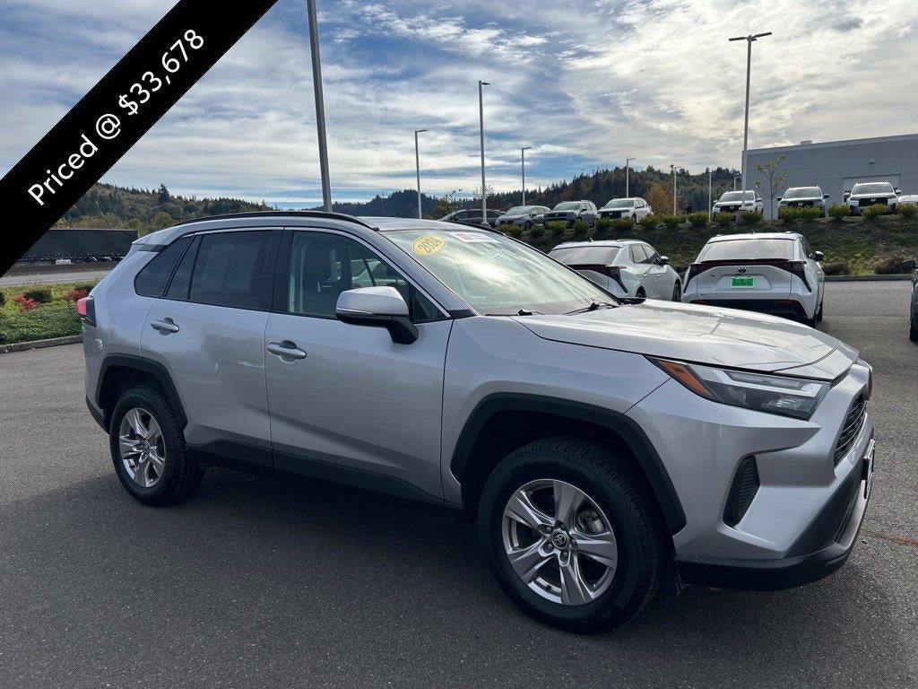 2024 Toyota RAV4 XLE