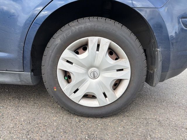 2012 Nissan Versa 1.8 S