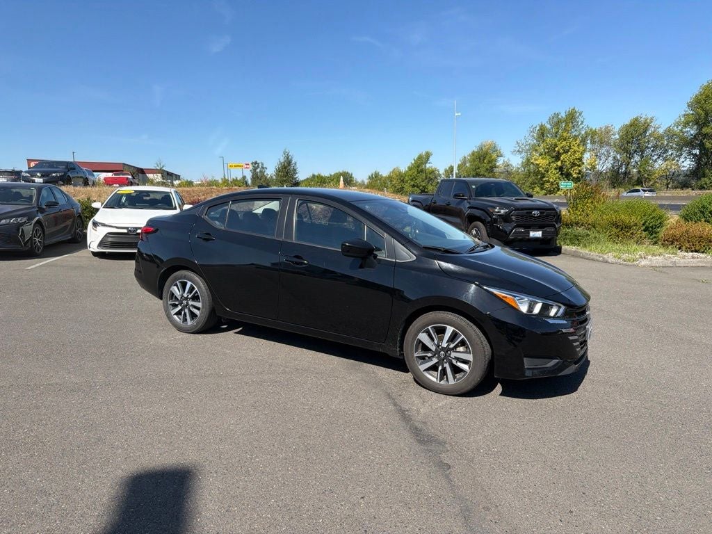 2024 Nissan Versa 1.6 SV