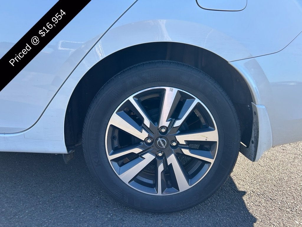 2024 Nissan Versa 1.6 SV