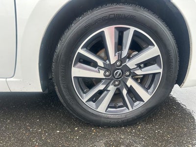 2023 Nissan Versa 1.6 SV