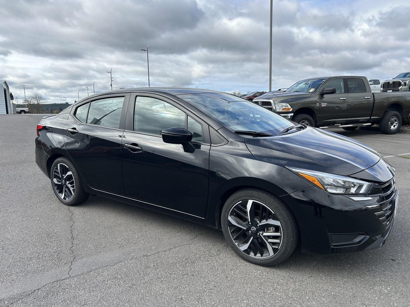 2024 Nissan Versa SR
